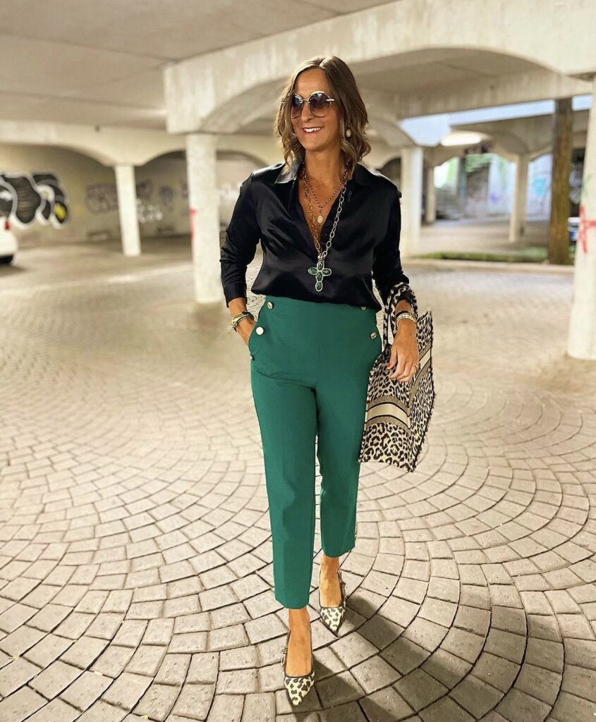 Grün kombinieren ab 50: 15 Styling-Ideen für den Sommer